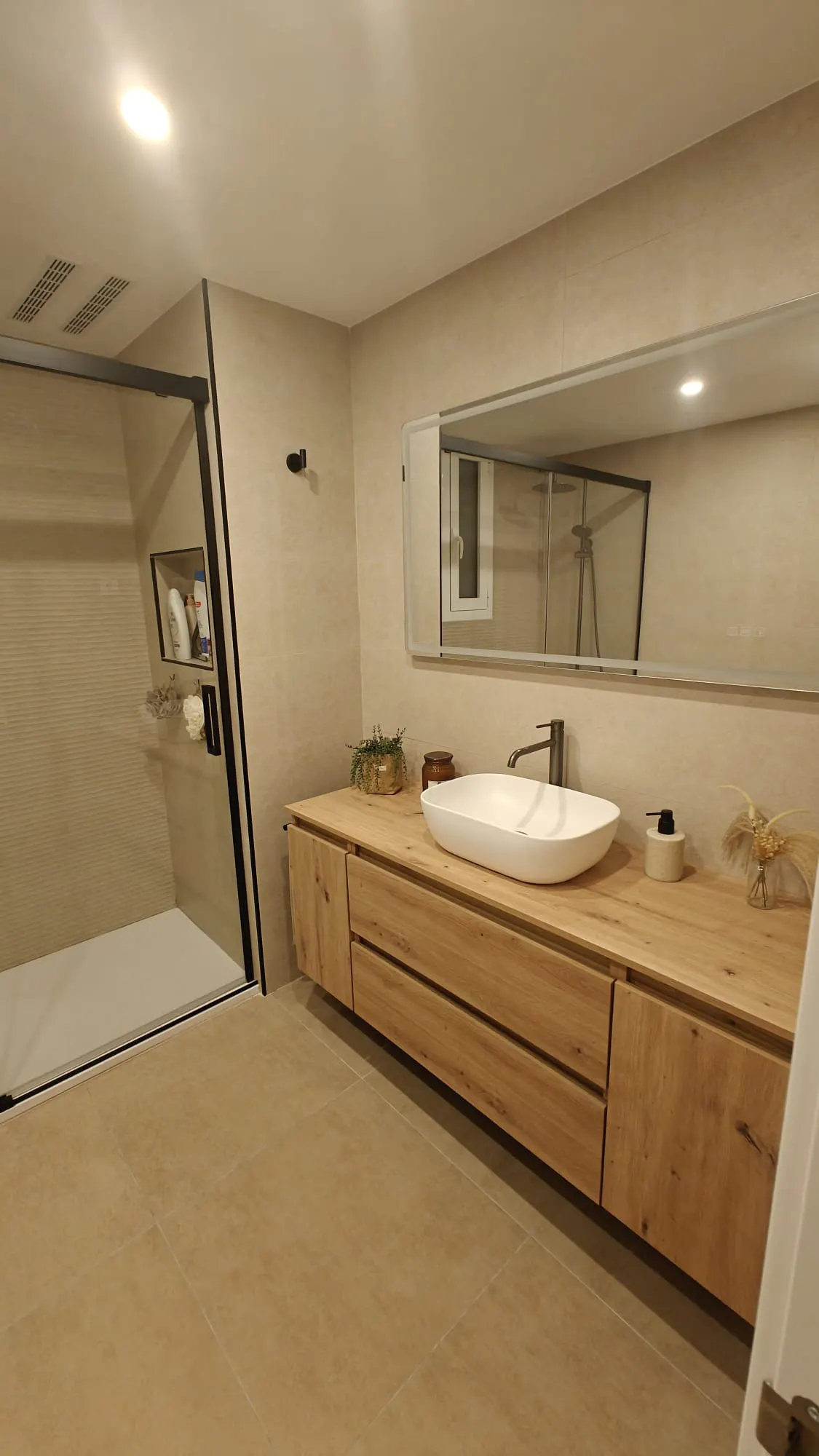 whatsapp image 2025 08 20 at 10.21.35 (4)